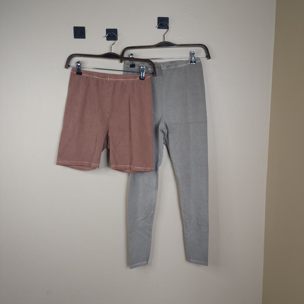 Skims Bundle of Outdoor Leggings Biker Shorts Camel Desert Size L